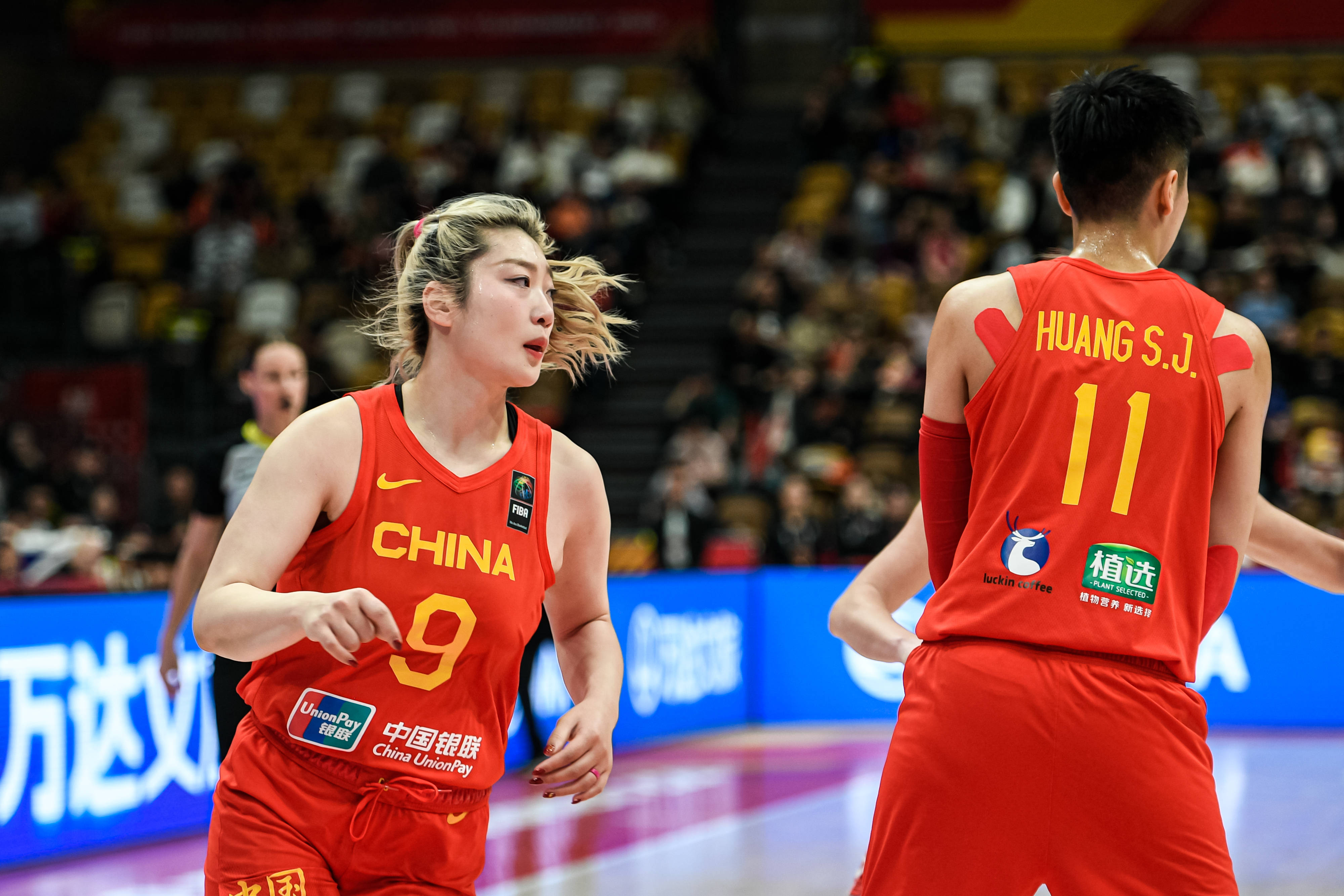 江南体育全站-中国女篮晋级奥运会八强，屡创佳绩的简单介绍